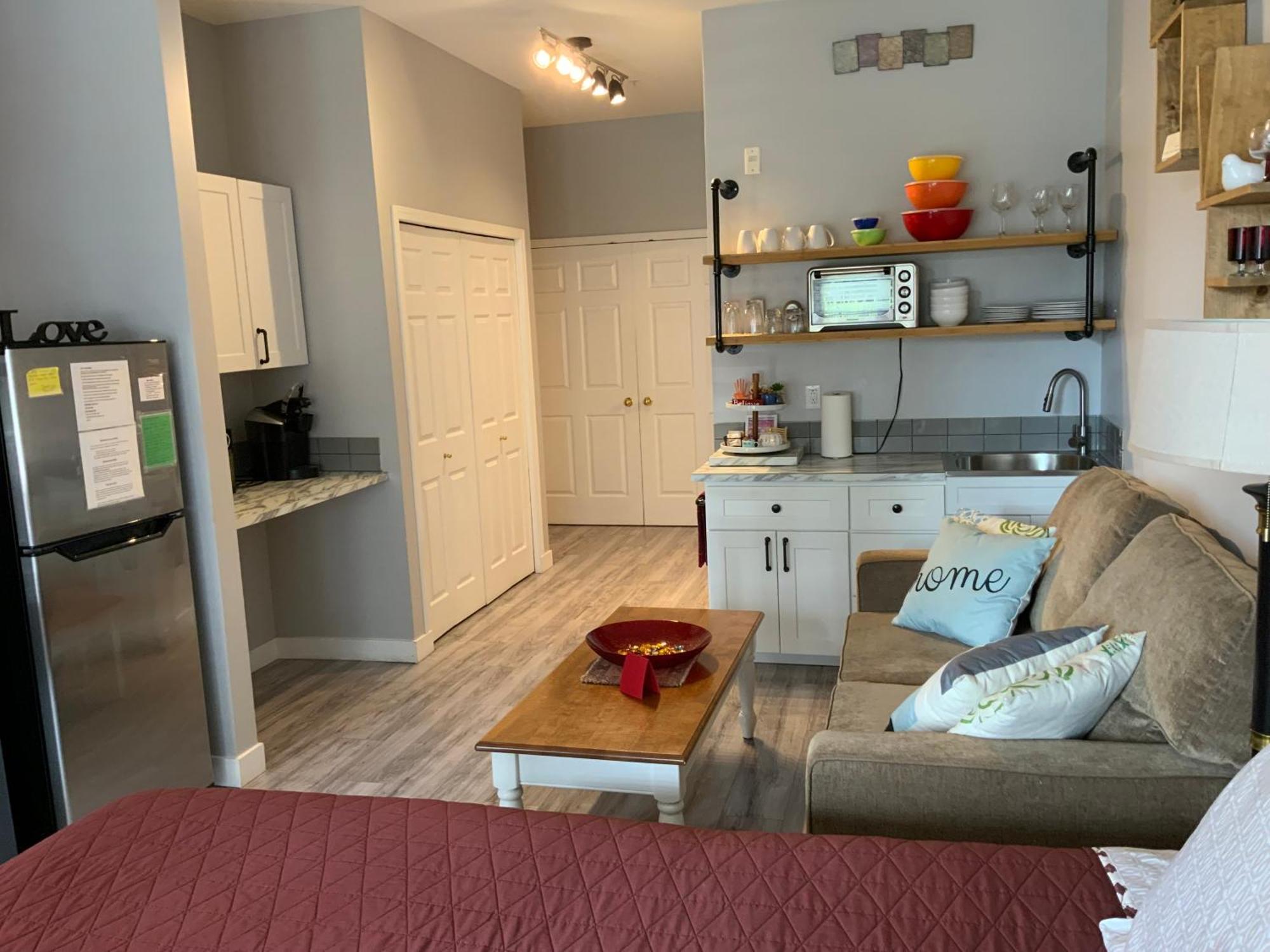 Borgata Lodge Resort Kelowna Ngoại thất bức ảnh