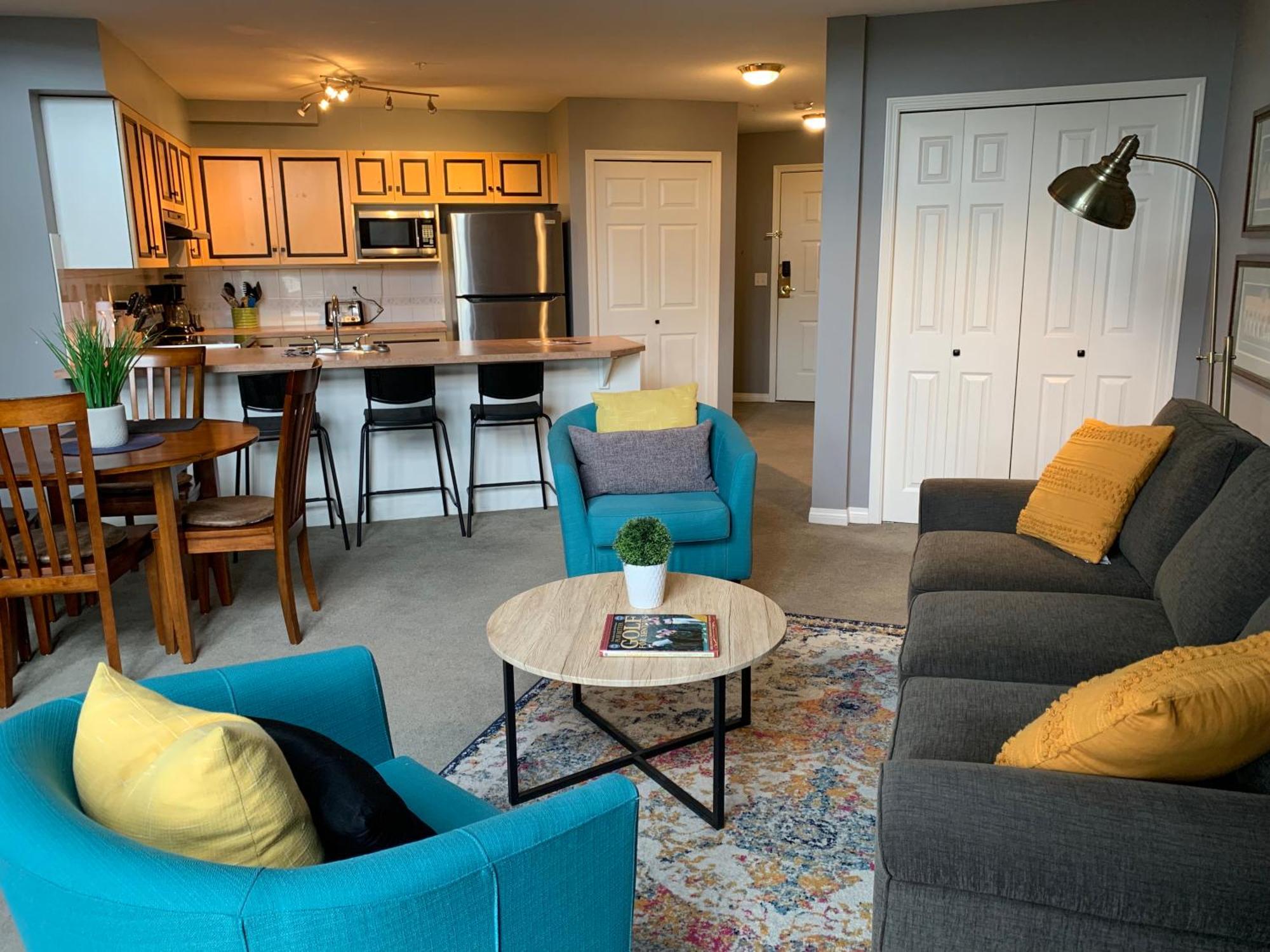 Borgata Lodge Resort Kelowna Ngoại thất bức ảnh